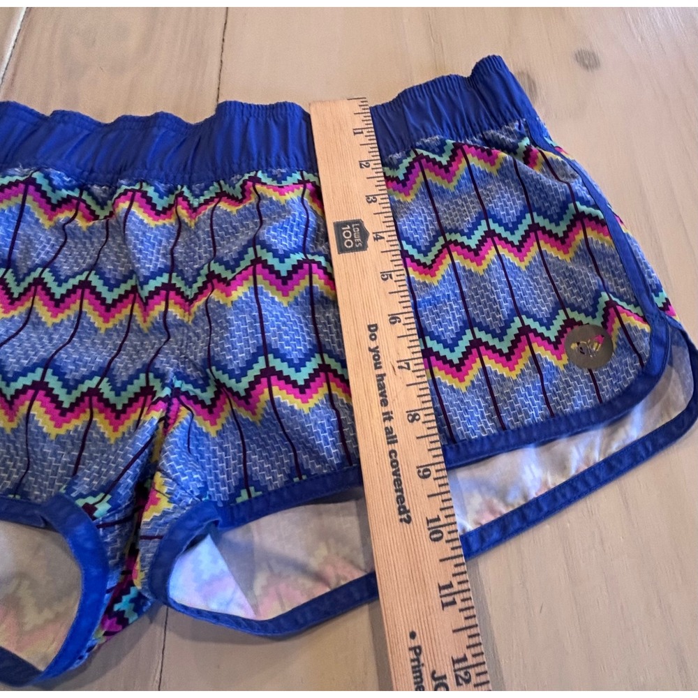 Roxy Girls Blue Chevron Board Shorts Swim Trunks Size Medium Surfer Beach EUC - Picture 5 of 11